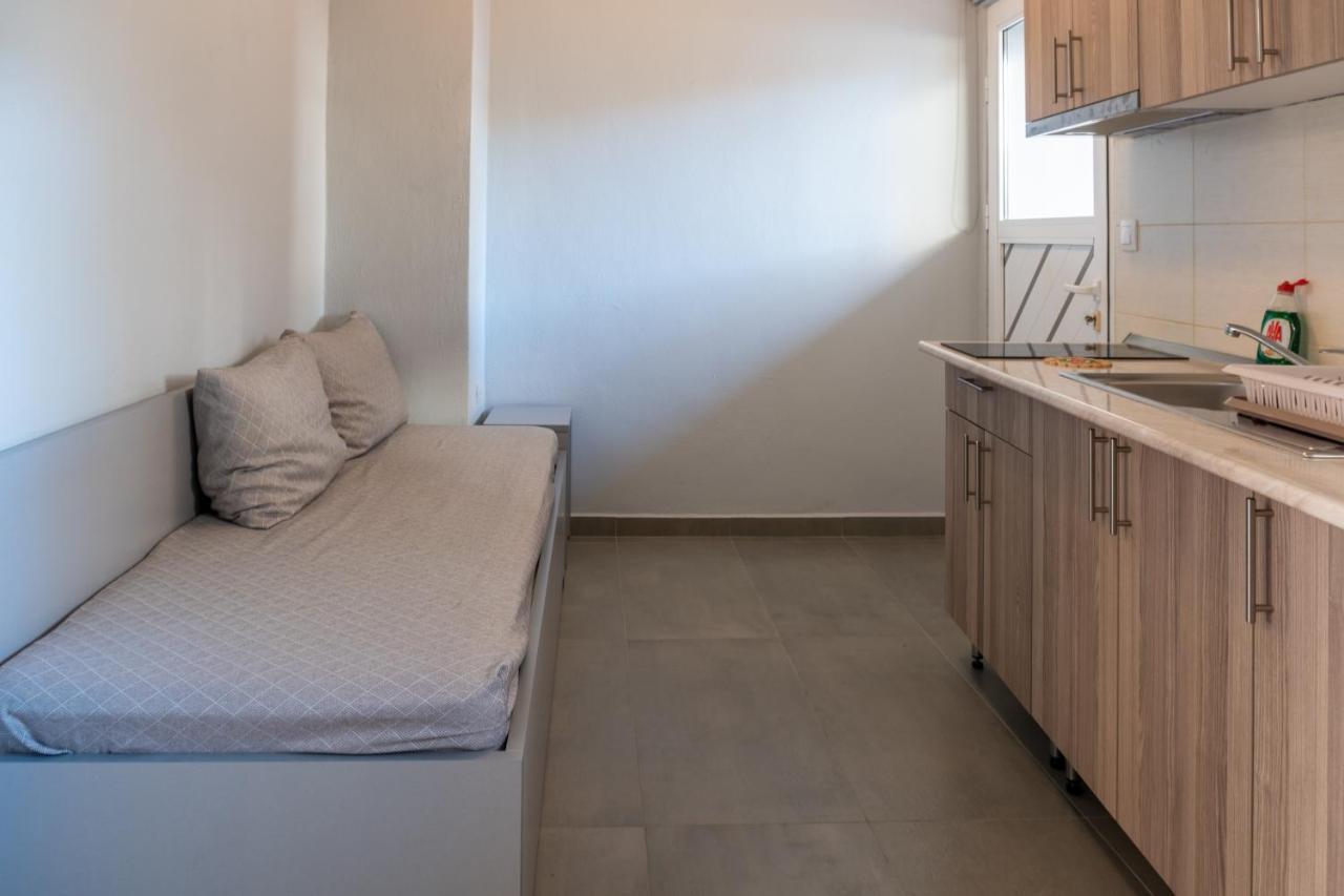 Votsalo Apartments โปไลโครโน ภายนอก รูปภาพ